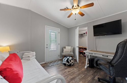 Green Cove Springs Other | NEW Farmhouse! Hot tub, Fire Pit & Yard Games