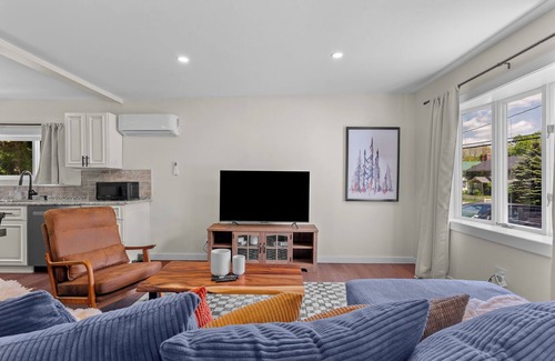 Ashland House | NEW! Firepit, Game Room, Near Hiking