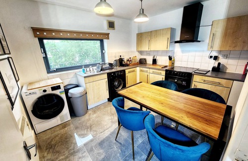 Limehouse Apartment | *New Flat - Canary Wharf * Central London * Parking * Apartment* Zone 1/2