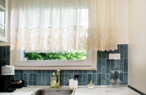Fontenay-aux-Roses Apartment | New Flat near Paris with Secure Parking 7' to RER B direct line CDG ORY