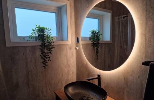 Faroe Islands Apartment | New flat with hot tub - No3
