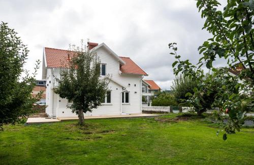 Huskvarna Apartment | New Flores