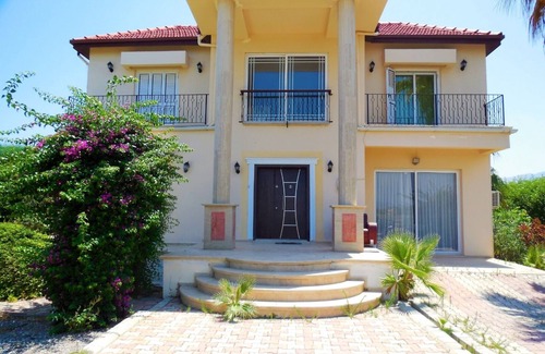 Kyrenia District House | *NEW FOR 2022 - Lovely Villa with Pool In Lapta, Near Girne, Northern Cyprus
