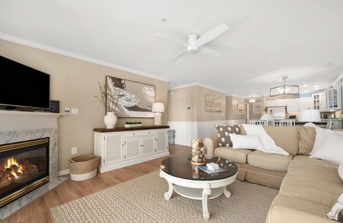 Heron Harbour Isle Condo | New for 2024 - 3 BR 2 BA Unit with Water Views and a Pool