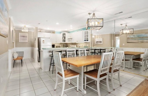 Heron Harbour Isle Condo | New for 2024 - 3 BR 2 BA Unit with Water Views and a Pool