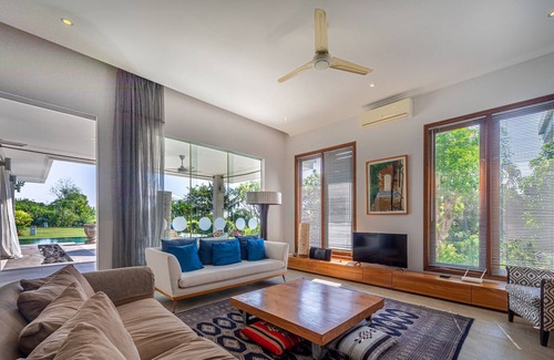 Umeanyar Villa | New for rent: Luxury Modern Design Villa With Amazing View