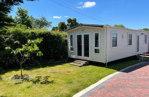 New Forest District Apartment | New Forest Hideaway- Self Catering Accommodation