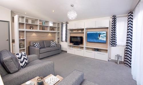 New Forest District Cabin | New Forest Lodges Bashley Park