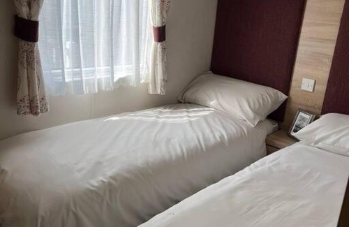 New Forest District Apartment | New Forest Retreat on a 5* Holiday Resort