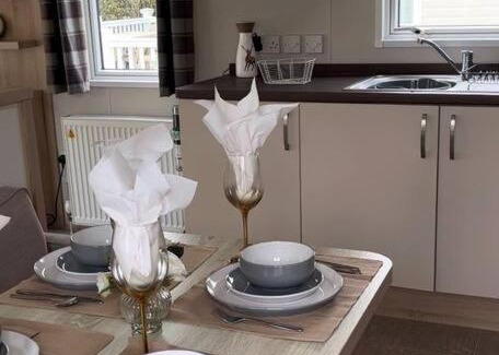 New Forest District Apartment | New Forest Retreat on a 5* Holiday Resort
