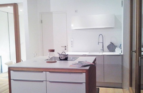 Freising Apartment | New! Freising center Luxury Overlooking the rooftops with balcony overlooking the Cathedral Hill