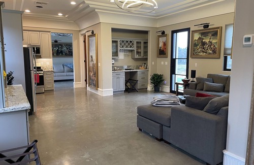 Newcastle House | New French Country Cottage - Horses Welcome!