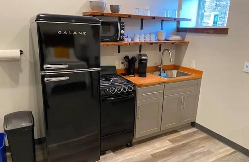 East Hillside Apartment | New, Fully furnished, Extended Stay. Unit 102