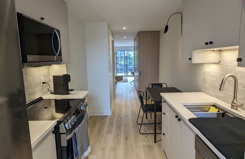 Marconi-Alexandra Apartment | New fully furnished high-end apartment near Jean Talon market