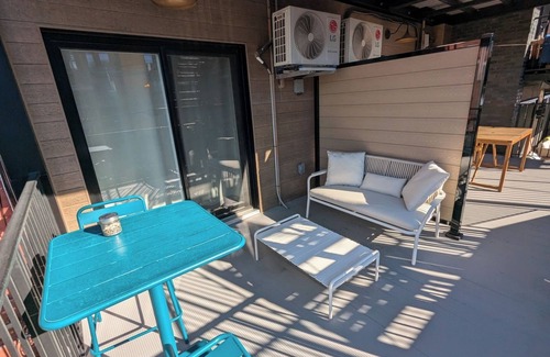 Marconi-Alexandra Apartment | New fully furnished high-end apartment near Jean Talon market