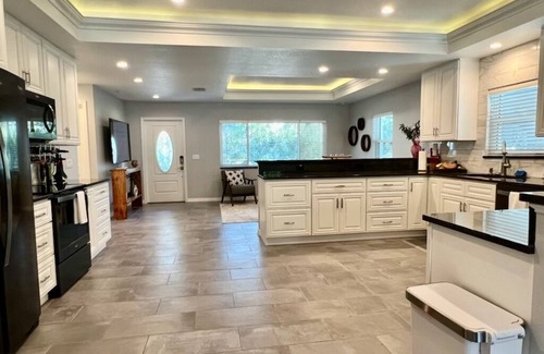 Indian Beach Sapphire Shores House | New! Fully Renovated Sarasota Home
