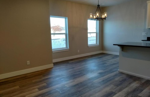 Ammon Apartment | New furnished townhome - Near shopping - Self Check-in
