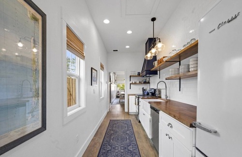 Ocean Park House | NEW! Game Room, Dogs Ok, Walk to Beach (Breakaway)