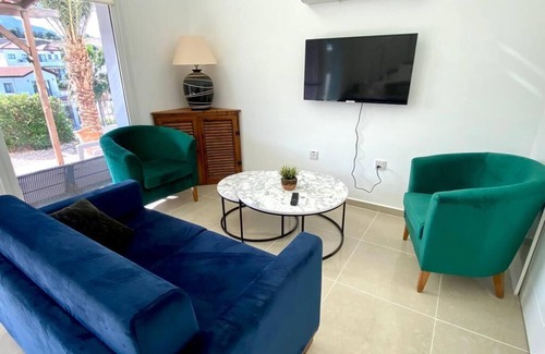Bahceli Apartment | New garden loft, a stone's throw to the sea