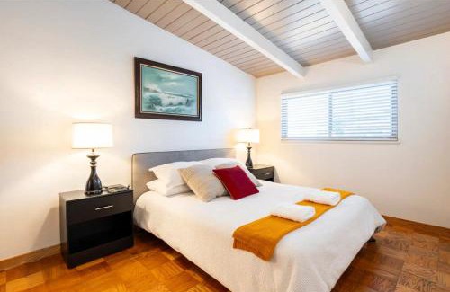Tennyson - Alquire House | New Gateway to SFO - King Bed - BART 10 min walk