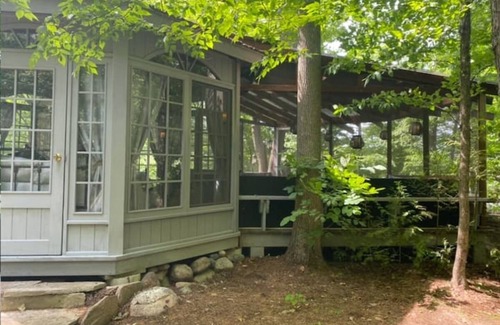 Trent Hills Cabin | NEW! Gazebo on private lake - Nature & Solitude