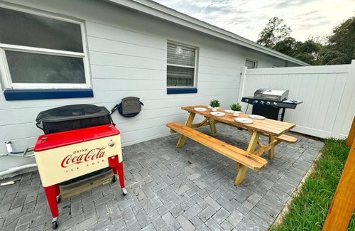Port Orange House | NEW Gorgeous Sunshine-Up 6 Guests-Private Backyard