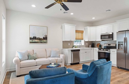 Youngsville House | New Grand Slam Cottage | King Bed + Sports Complex