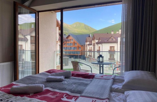 Kazbegi Apartment | New Gudauri AlpenRooms