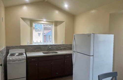 Guajome House | New Guest House located 5 miles from beach in Oceanside.
