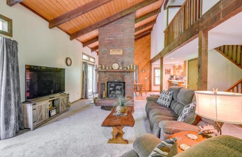 Eidelweiss Village House | New Hampshire Vacation Rental - Walk to Beach!