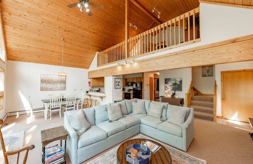 North Glade Hills House | New! Happy Times: Dogs OK, Lakefront, Dock Slip, A/C, Fire Pit!