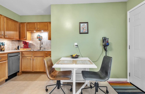 Ellis Historical District Condo | NEW! Harbor Hideaway - Walk to Beach, Dining & Downtown
