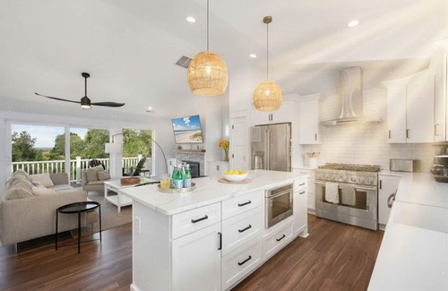 Corolla House | NEW, Heated Pool, HotTub, Elevator, Golf, Sound, Renowned Currituck Club Access