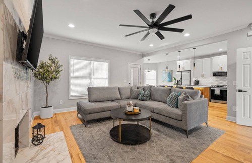 Pittsburgh House | NEW - High End Luxury Home in the Heart of Atlanta