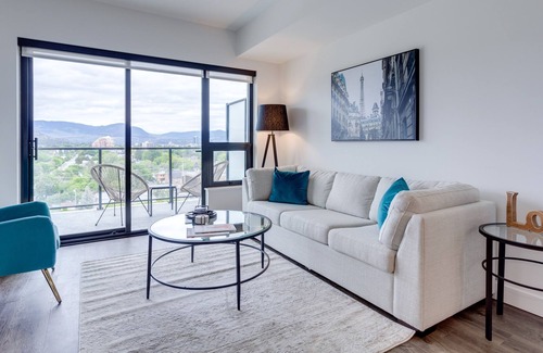 Kelowna Central Business District Apartment | New High-rise Condo | DT Kelowna | Beautiful Views