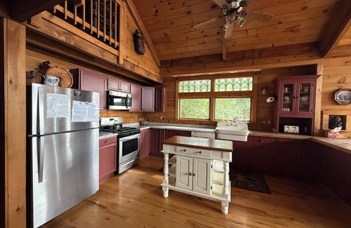 Inlet Cabin | New! Historic craftsman house on the shores of 4th Lake available!