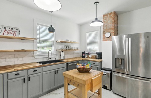 Elizabeth City House | NEW! Historic Elegance in the Heart of Elizabeth City