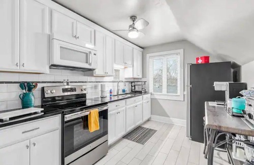 Plymouth House | NEW! Historic Gem Steps To The Square!