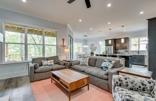 Estill Springs House | New Home 2022-Hot Tub-Boat Dock- 4,000+sq ft, 5 bedrooms, Pool Table, Ping Pong