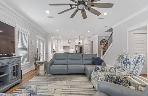 Bel Air House | New Home (2022) located between Gulf and Grand Lagoon - 5 min walk to Beach