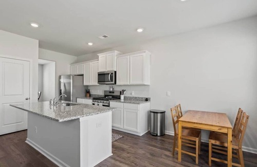 Graniteville House | New Home, 75 Inch TV, Fast Wi-Fi