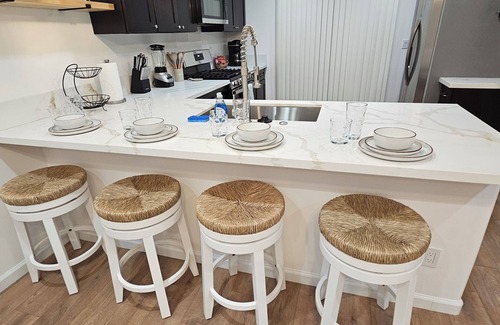 Colton House | New Home Close to Universities, Colleges, Shopping Mall, Nos Events