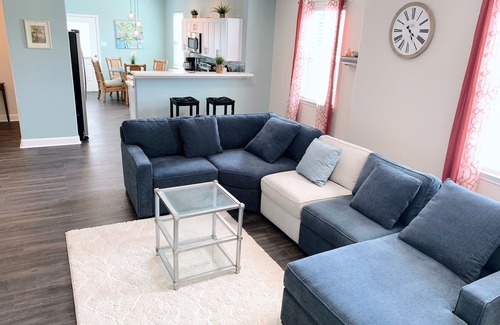 Baytown House | New Home for Workers or Families