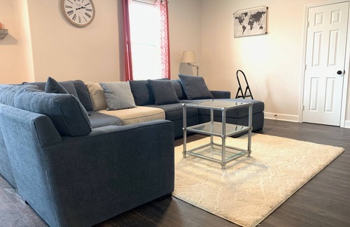 Baytown House | New Home for Workers or Families