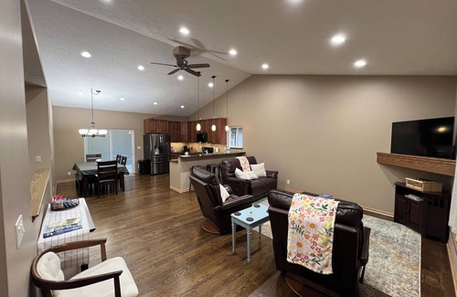 Lincoln House | New Home, Great Location, Quiet Neighborhood