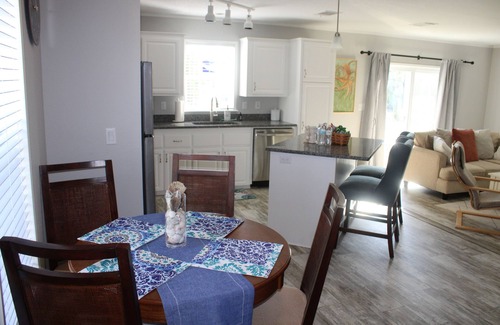Pine Island Center House | New Home in the heart of Pine Island. Private & Pet Friendly.