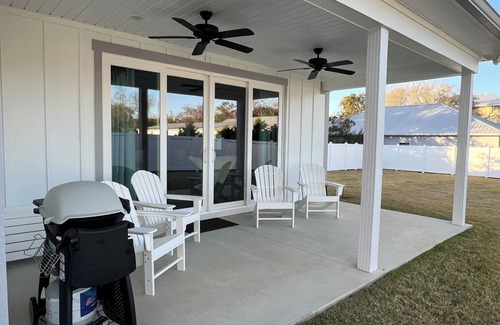 Laguna Beach Estates House | NEW home in West End, Quiet Laguna Beach! 5 Min to Beach! Last Minute Discounts!