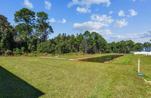 Florida Panhandle Apartment | New Home near UWF & PNS Beach!