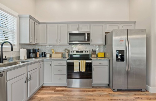 Waynesville House | New home w/hot tub, fireplace, firepit - Less than 1/2 mi to Main St.