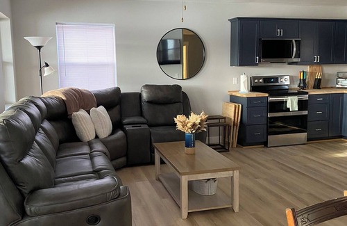 Versailles House | New Home w/Million Dollar Lake View & Dock - Sleeps 6-8 w/AC and fast WiFi